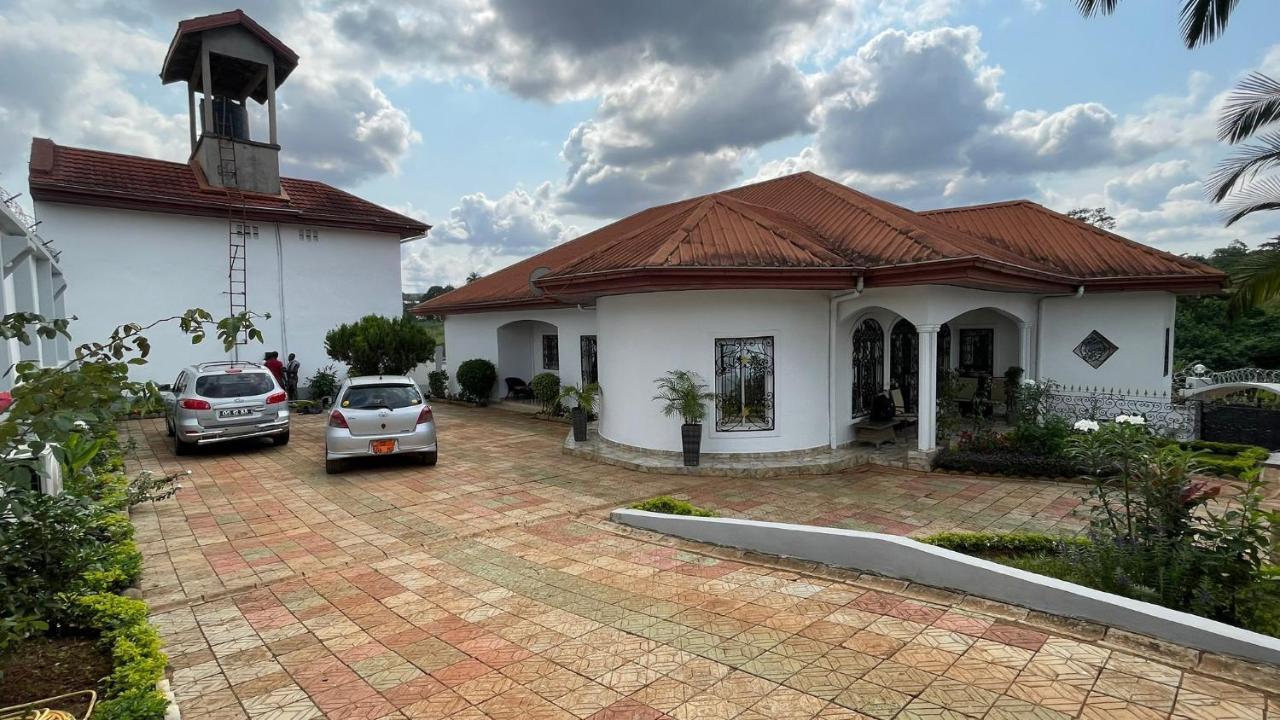 Peace Guest House Yaoundé 外观 照片