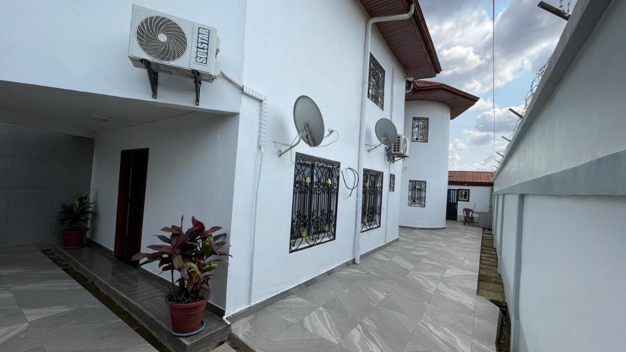Peace Guest House Yaoundé 外观 照片